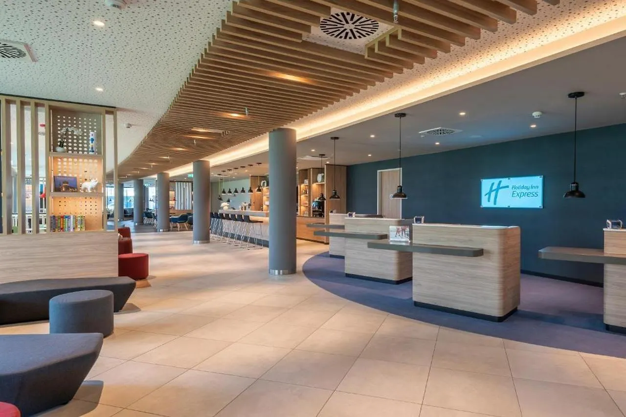 *** Hotel Holiday Inn Express Duesseldorf - Hauptbahnhof By Ihg Germany