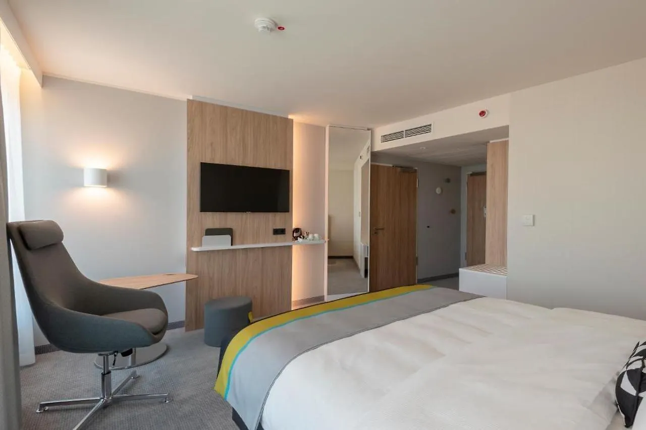 Hotel Holiday Inn Express Duesseldorf - Hauptbahnhof By Ihg