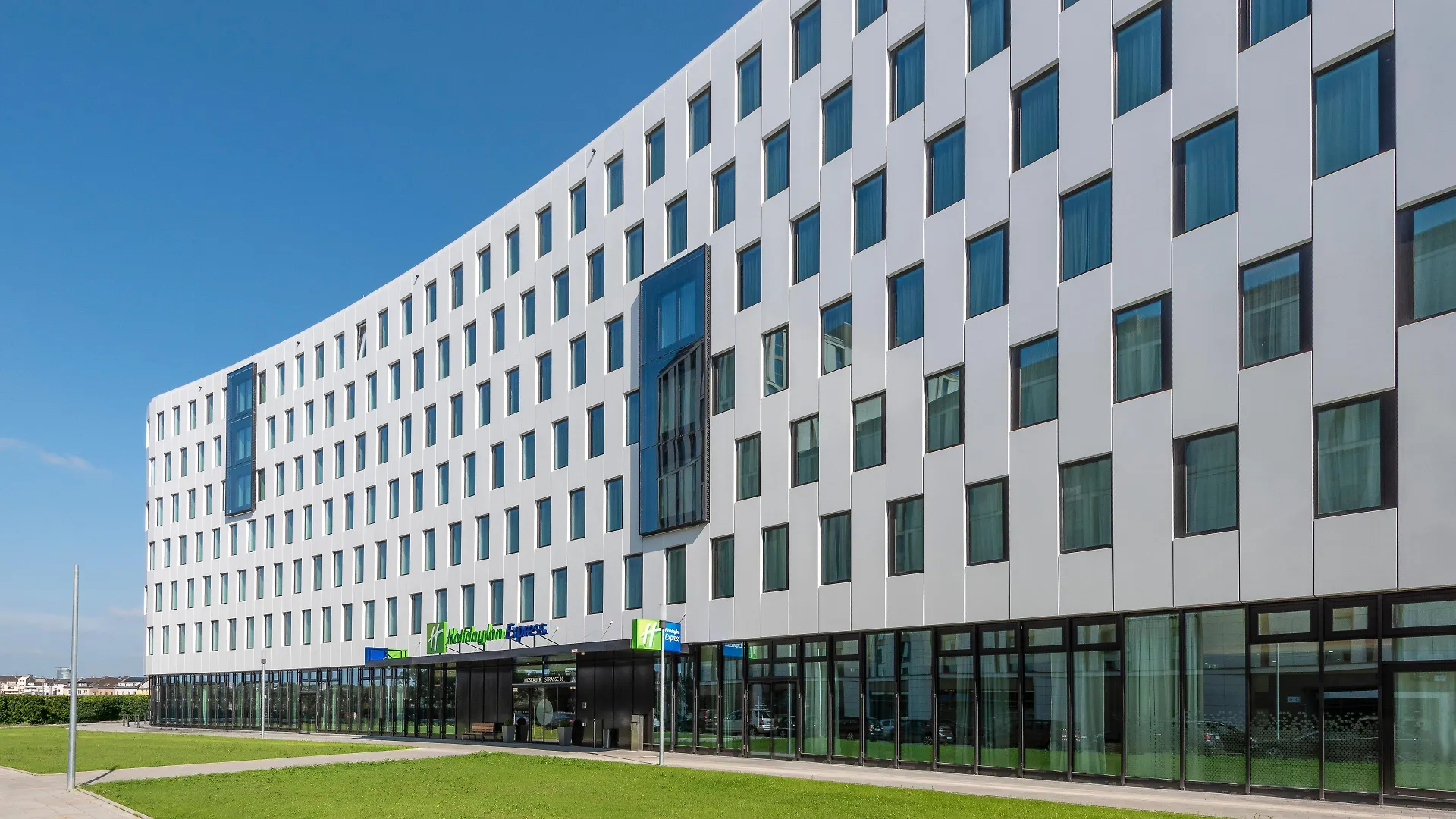 Holiday Inn Express Duesseldorf - Hauptbahnhof By Ihg 3*, Dusseldorf Germany